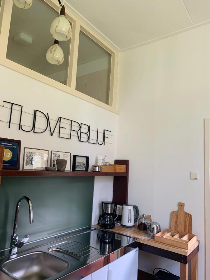 Pastorie Tijdverblijf Zuidhorn Екстериор снимка