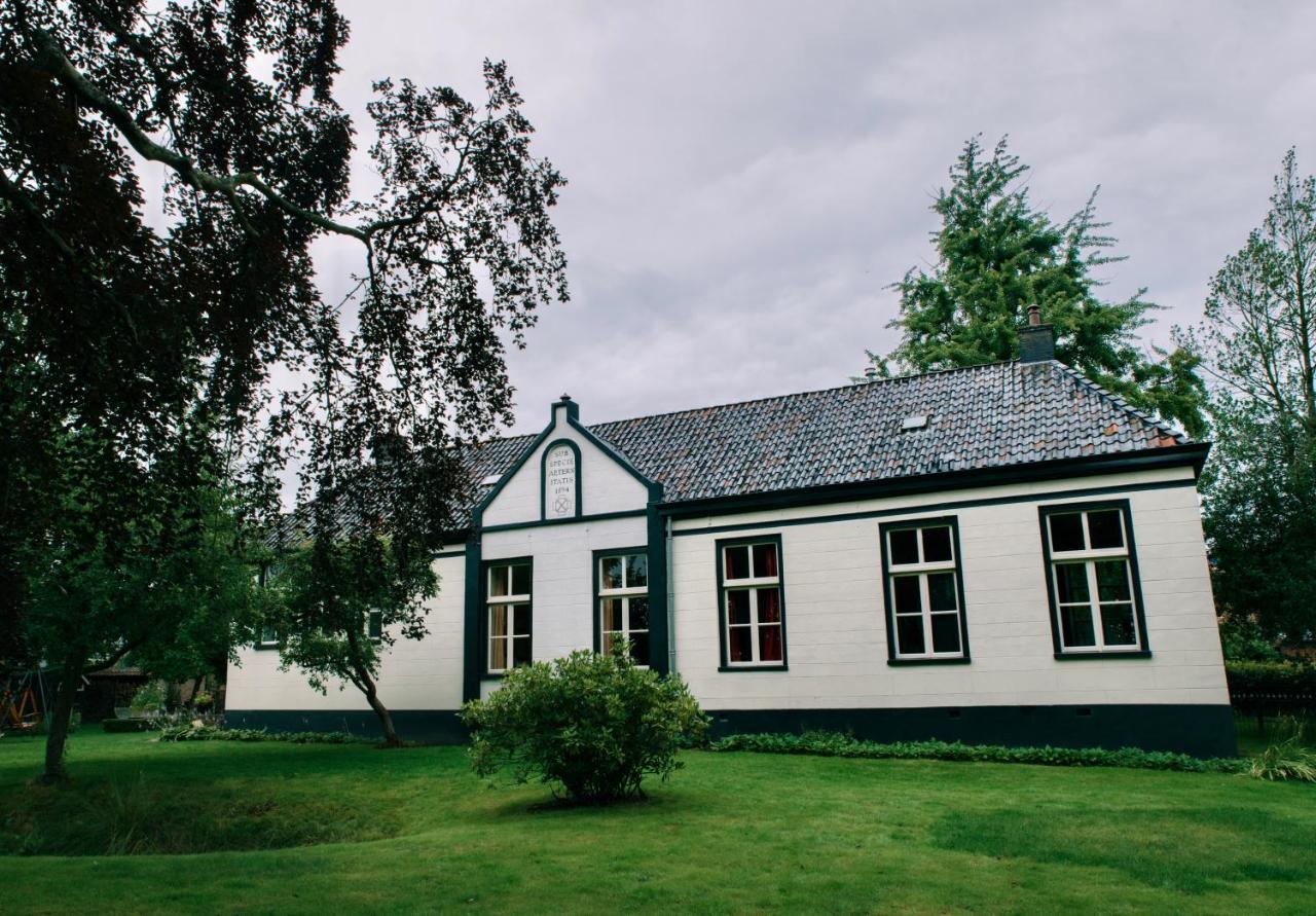 Pastorie Tijdverblijf Zuidhorn Екстериор снимка